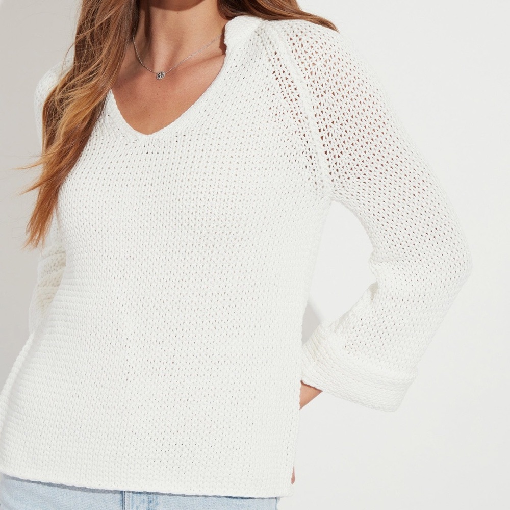 NEW!! The Reset Breezy Chalk white summer sweater